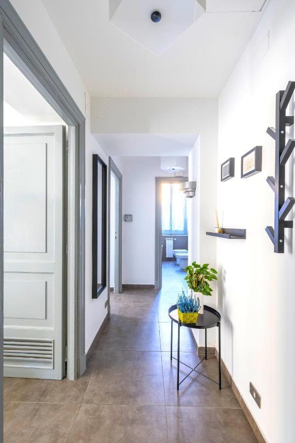 Hostly - Nicole Apartment Volturno- Full Rome Center Exteriér fotografie