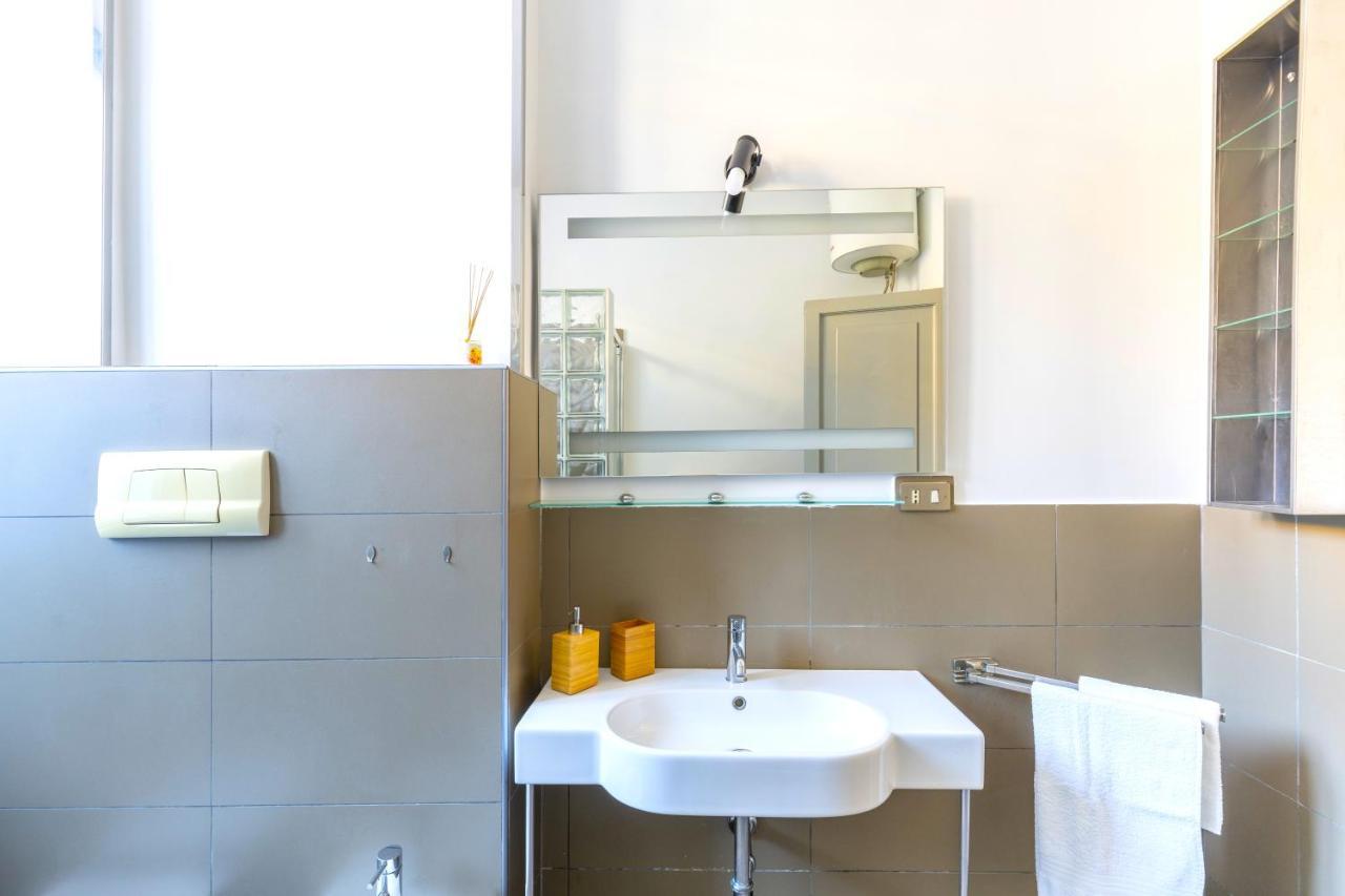 Hostly - Nicole Apartment Volturno- Full Rome Center Exteriér fotografie
